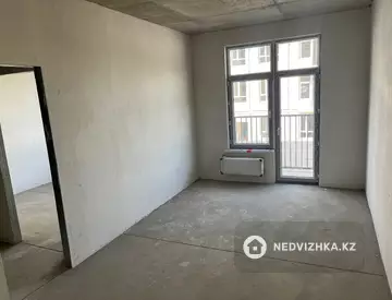 1-комнатная квартира, этаж 2 из 4, 38 м²
