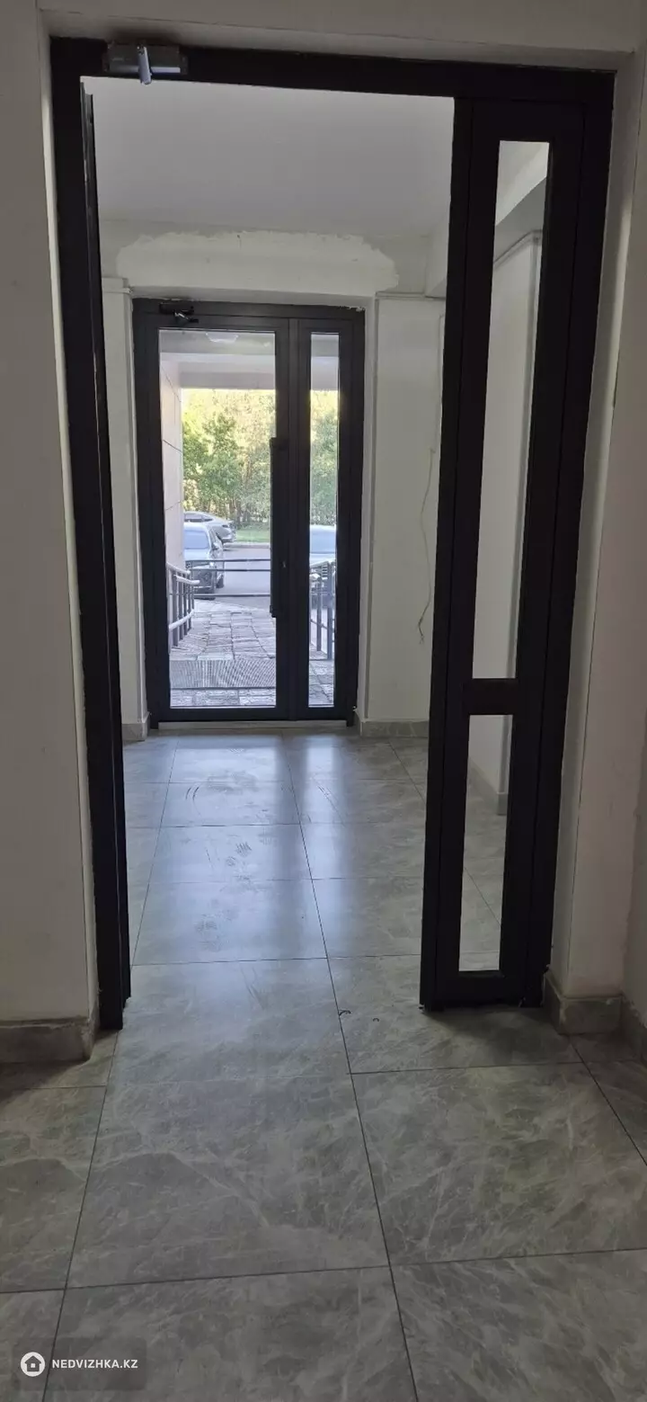 4-комнатная квартира, этаж 8 из 10, 121 м², фотография 5