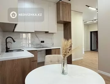 2-комнатная квартира, этаж 10 из 10, 47 м²
