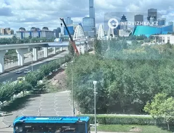 4-комнатная квартира, этаж 4 из 20, 165 м²