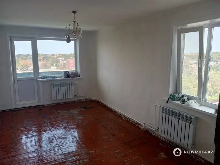 3-бөлмелі пәтер, қабат 9 барлық қабат саны 9, 70 м²
