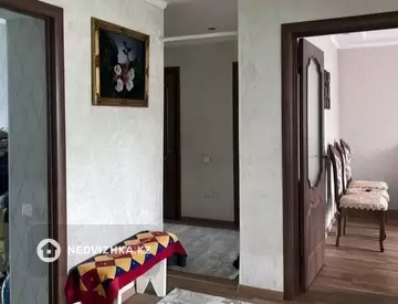 3-комнатная квартира, этаж 3 из 6, 60 м²