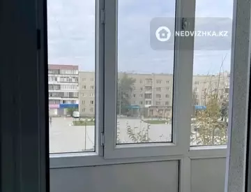 3-комнатная квартира, этаж 3 из 6, 60 м²