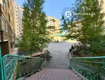 1-комнатная квартира, этаж 4 из 9, 53 м², миниатюра 12