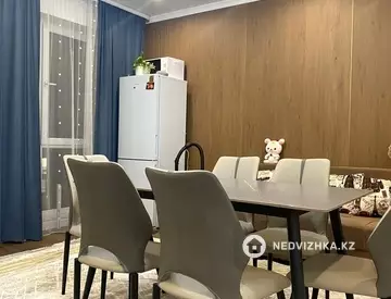 3-комнатная квартира, этаж 7 из 10, 64 м², миниатюра 4