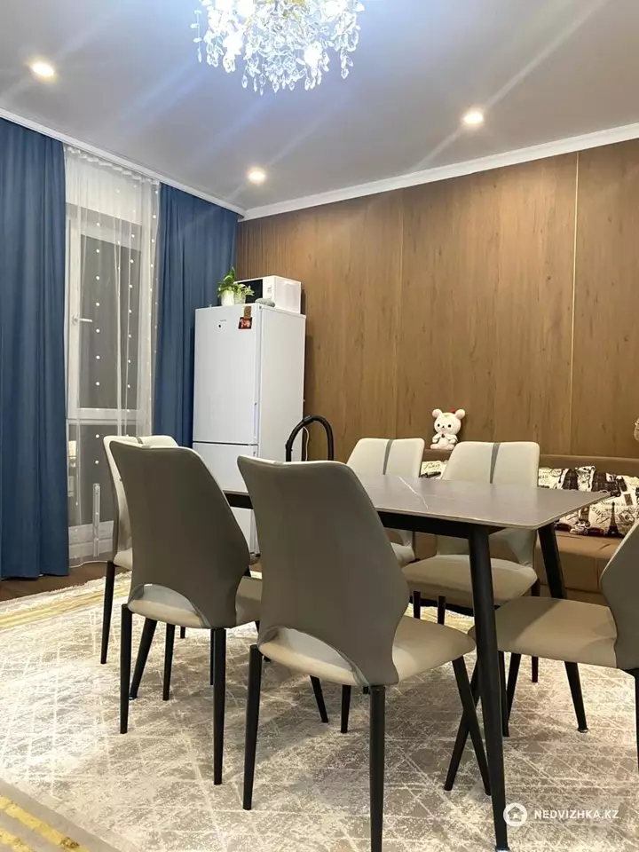 3-комнатная квартира, этаж 7 из 10, 64 м², фотография 4