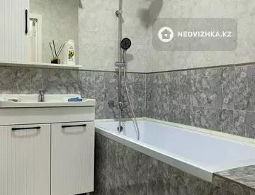 3-комнатная квартира, этаж 7 из 10, 64 м², миниатюра 11
