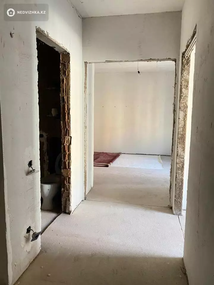 2-комнатная квартира, этаж 3 из 22, 50 м², фотография 4