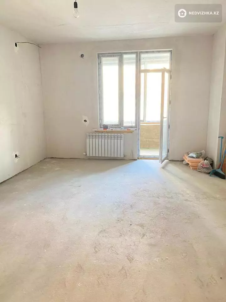 2-комнатная квартира, этаж 3 из 22, 50 м², фотография 3