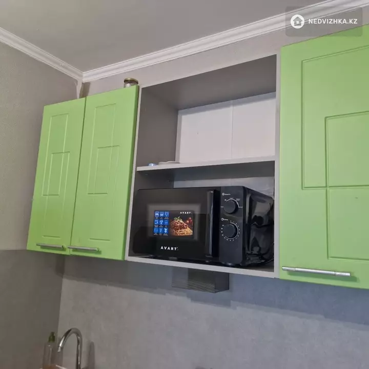 1-комнатная квартира, этаж 5 из 9, 42 м², Посуточно, фотография 4