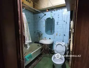 2-комнатная квартира, этаж 2 из 5, 42 м², миниатюра 4
