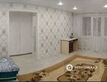 2-комнатная квартира, этаж 3 из 5, 47 м², На длительный срок, миниатюра 3