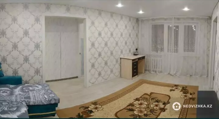 2-комнатная квартира, этаж 3 из 5, 47 м², На длительный срок, фотография 3