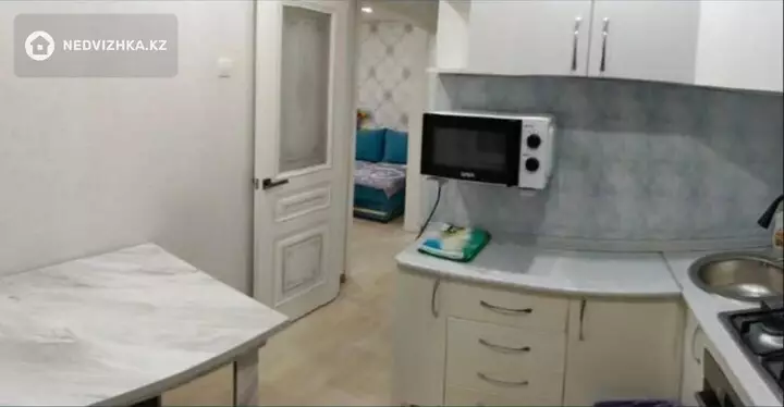2-комнатная квартира, этаж 3 из 5, 47 м², На длительный срок, фотография 4