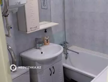 2-комнатная квартира, этаж 3 из 5, 47 м², На длительный срок, миниатюра 8