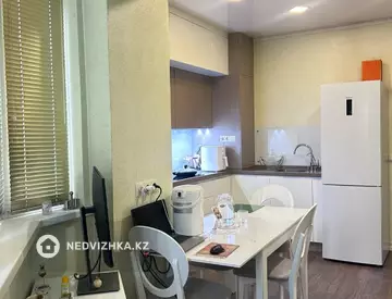 2-комнатная квартира, этаж 2 из 5, 75 м², миниатюра 3