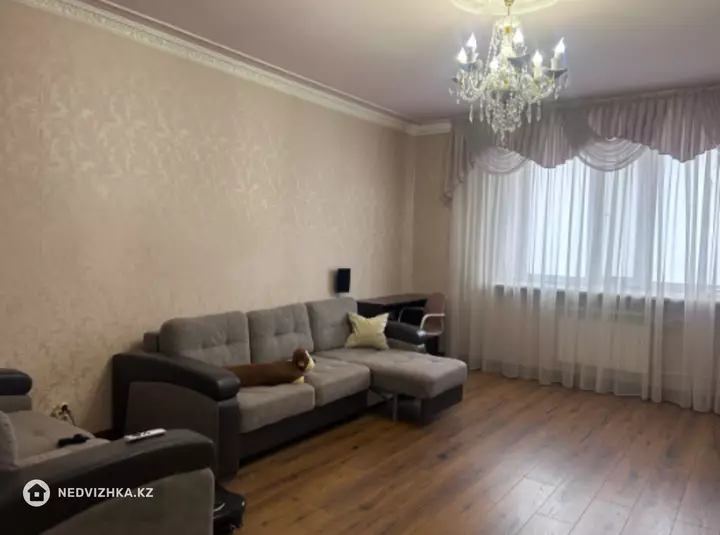 2-комнатная квартира, этаж 2 из 5, 75 м², фотография 2