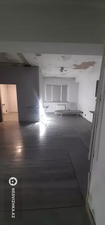 3-комнатная квартира, этаж 1 из 1, 52 м², На длительный срок, фотография 5