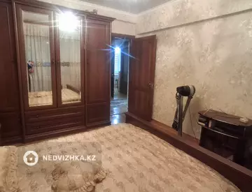3-комнатная квартира, этаж 1 из 3, 70 м², миниатюра 8