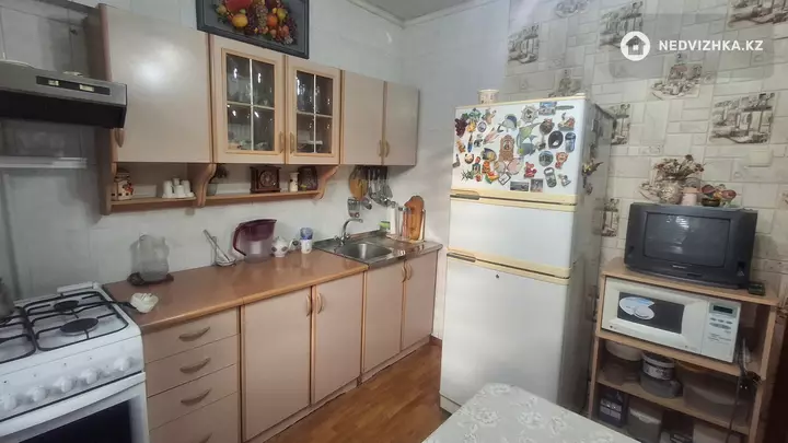 3-комнатная квартира, этаж 1 из 3, 70 м², фотография 3