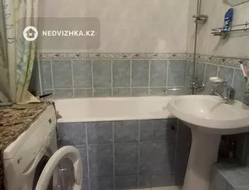 3-комнатная квартира, этаж 1 из 3, 70 м², миниатюра 12
