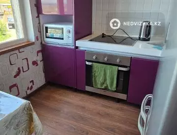 1-комнатная квартира, этаж 2 из 5, 33 м², Посуточно