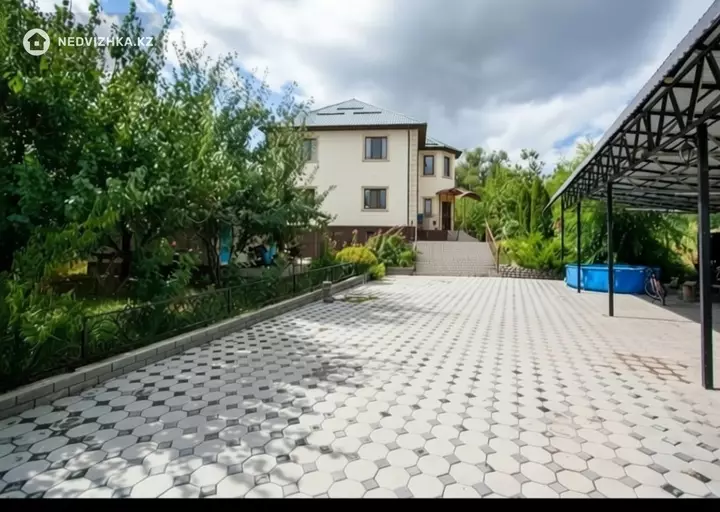 5-комнатный дом, 12 соток, 256 м², фотография 4