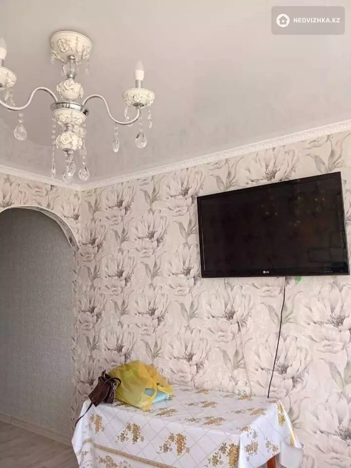 2-комнатная квартира, этаж 4 из 5, 20 м², фотография 2