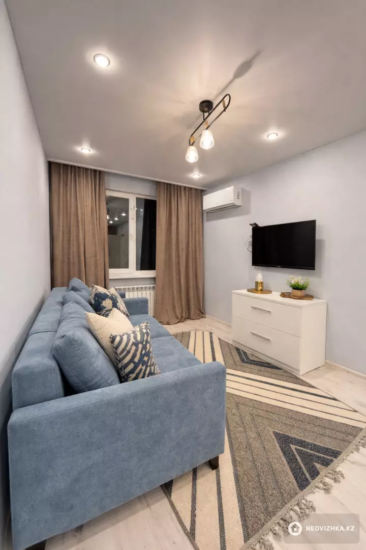 2-комнатная квартира, этаж 6 из 10, 56 м², Посуточно, фотография 3