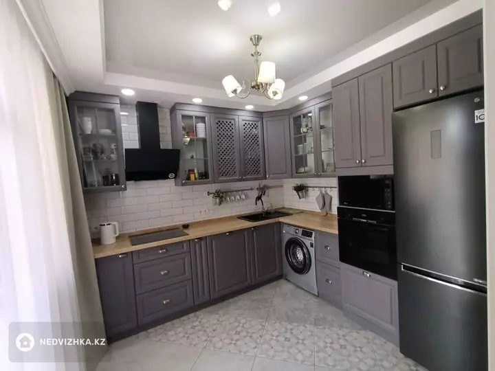 2-комнатная квартира, этаж 4 из 7, 67 м²