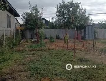 3-комнатная дача, 6 соток, 52 м²