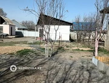 3-комнатная дача, 6 соток, 52 м²