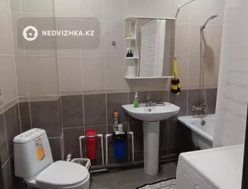 1-комнатная квартира, этаж 8 из 9, 49 м², Посуточно