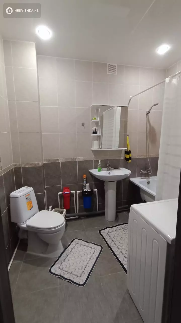 1-комнатная квартира, этаж 8 из 9, 49 м², Посуточно, фотография 5