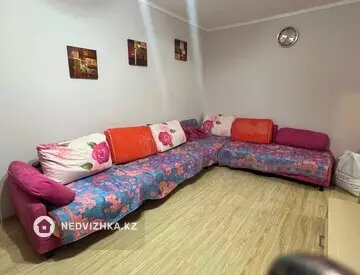 2-комнатная квартира, этаж 1 из 5, 43 м², На длительный срок