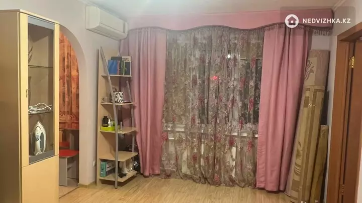 2-комнатная квартира, этаж 1 из 5, 43 м², На длительный срок, фотография 3