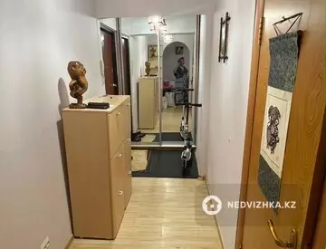2-комнатная квартира, этаж 1 из 5, 43 м², На длительный срок, миниатюра 11