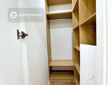 3-комнатная квартира, этаж 7 из 9, 48 м², миниатюра 5
