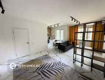 2-комнатная квартира, этаж 7 из 9, 48 м², миниатюра 1