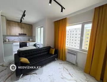 2-комнатная квартира, этаж 7 из 9, 48 м², миниатюра 3