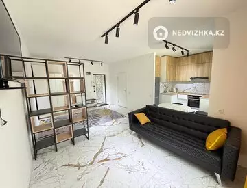 2-комнатная квартира, этаж 7 из 9, 48 м², миниатюра 4