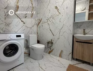 2-комнатная квартира, этаж 7 из 9, 48 м², миниатюра 12