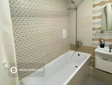 2-комнатная квартира, этаж 10 из 12, 37 м², миниатюра 7