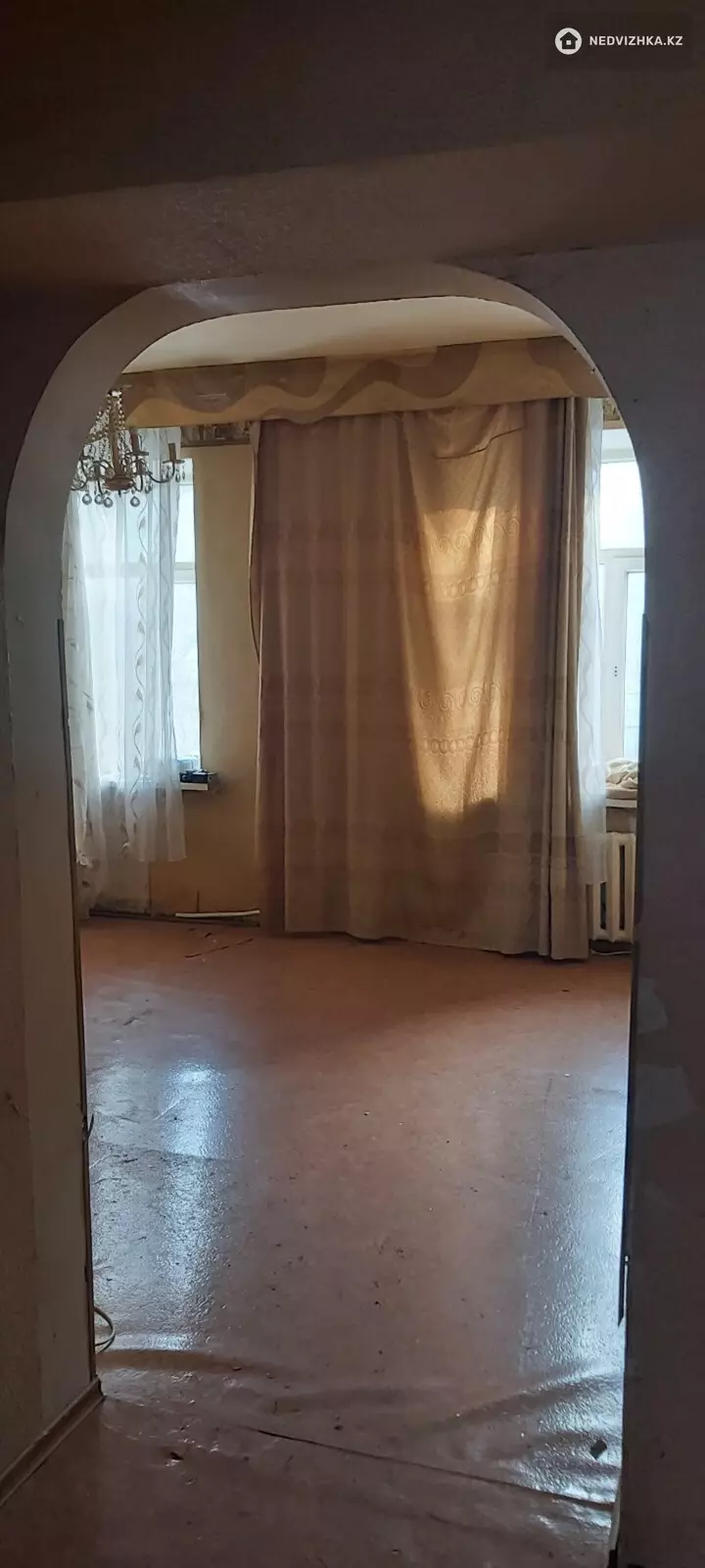 2-комнатная квартира, этаж 2 из 2, 82 м², фотография 3