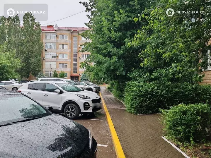 3-комнатная квартира, этаж 2 из 9, 91 м²
