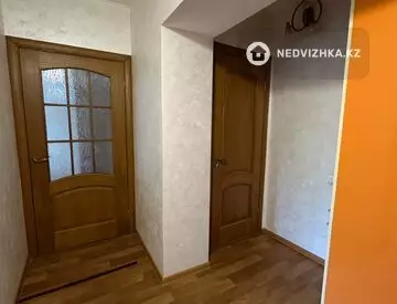 2-комнатная квартира, этаж 4 из 5, 53 м², миниатюра 6