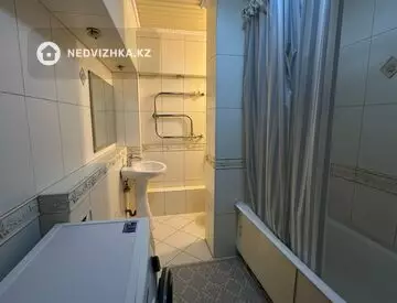 2-комнатная квартира, этаж 4 из 5, 53 м², миниатюра 7
