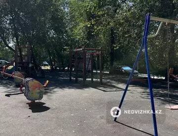 2-комнатная квартира, этаж 4 из 5, 53 м², миниатюра 12