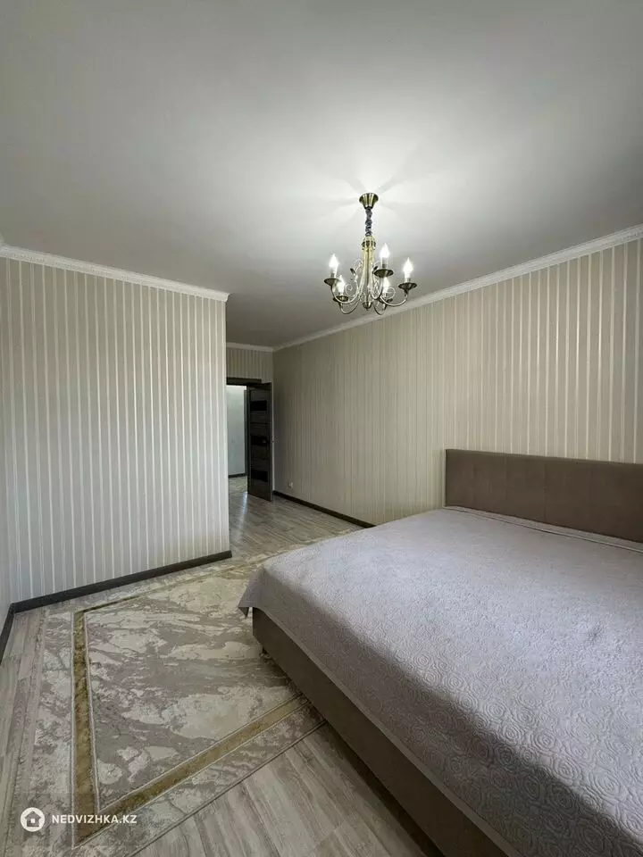 3-комнатная квартира, этаж 5 из 5, 109 м², фотография 4