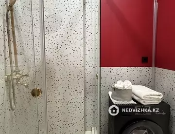 2-комнатная квартира, этаж 18 из 20, 50 м², миниатюра 3